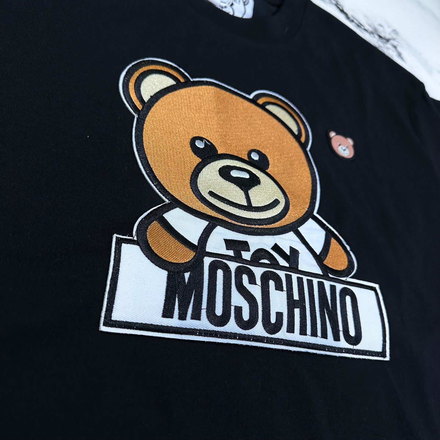 Polera Moschino Oversize