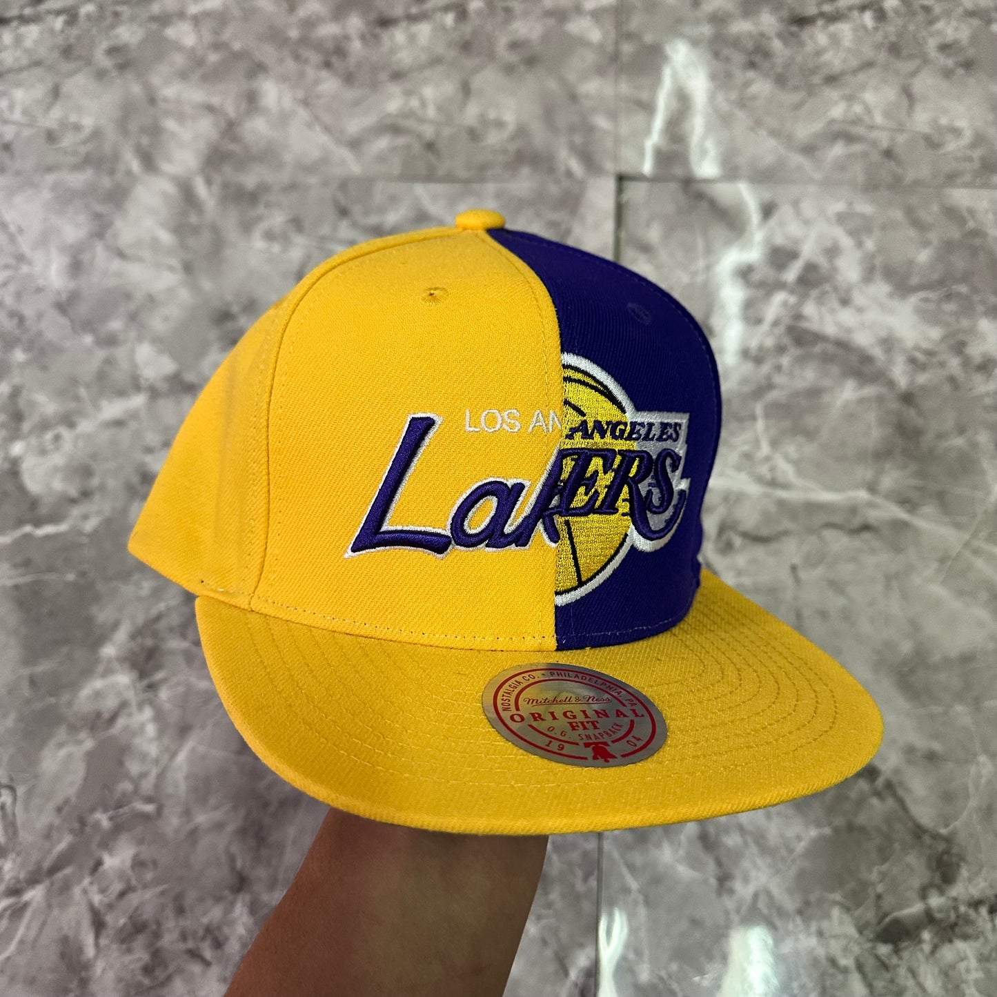 Gorro Lakers M&N