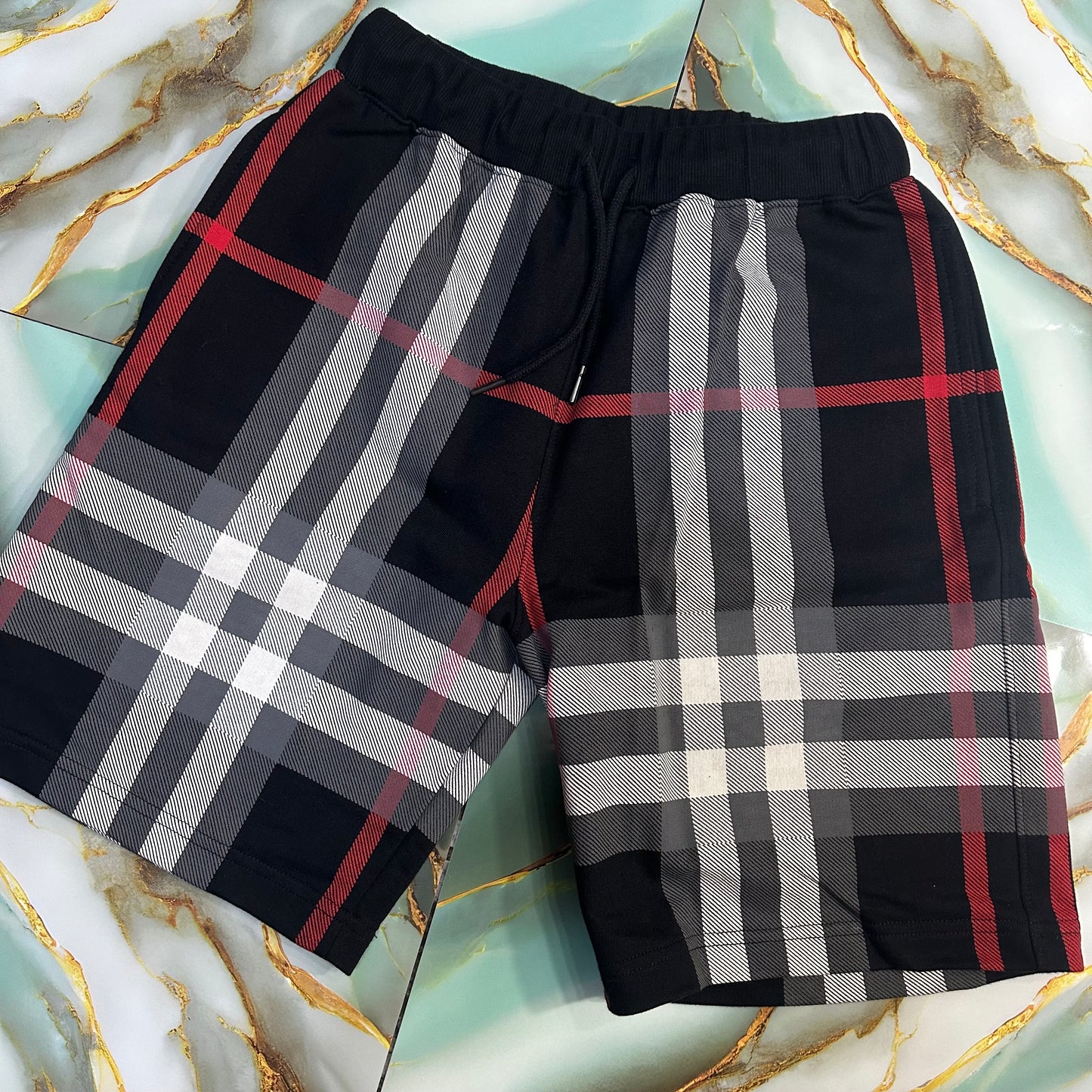 Short Burberry