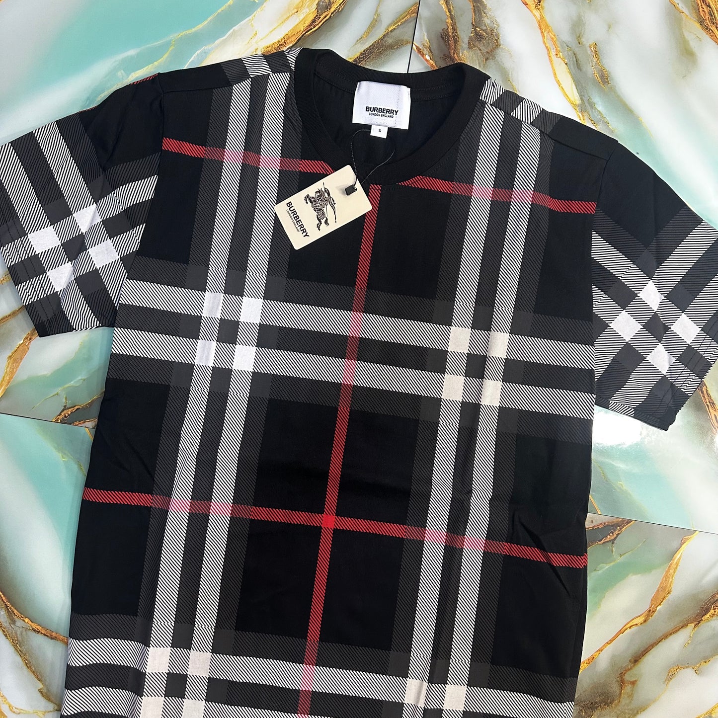 Polera Burberry