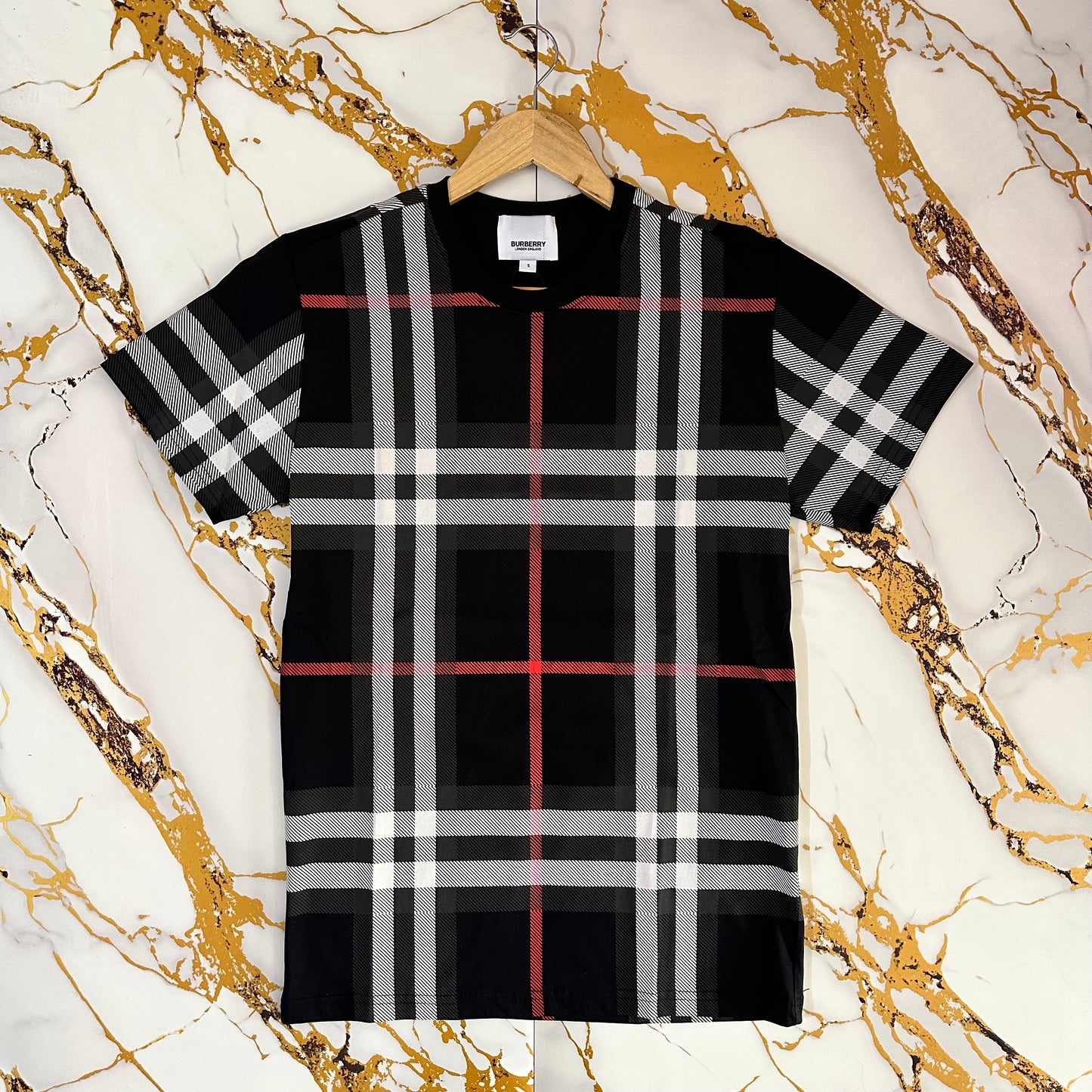 Polera Burberry